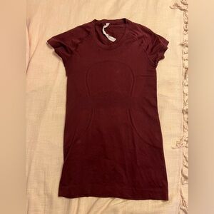 Short Sleeve Lululemon Maroon Swifty Tech Tank (Size 6)